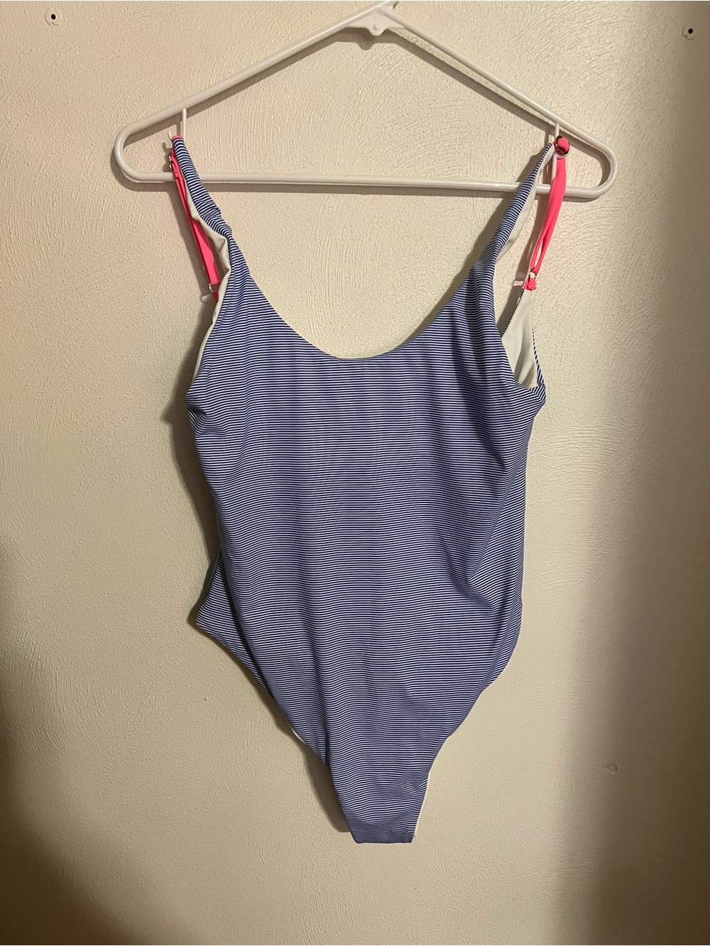 BINGO SURF Classic Stripes One‎ Piece High Cut Scoop Back Swimsuit Women's Sz XL